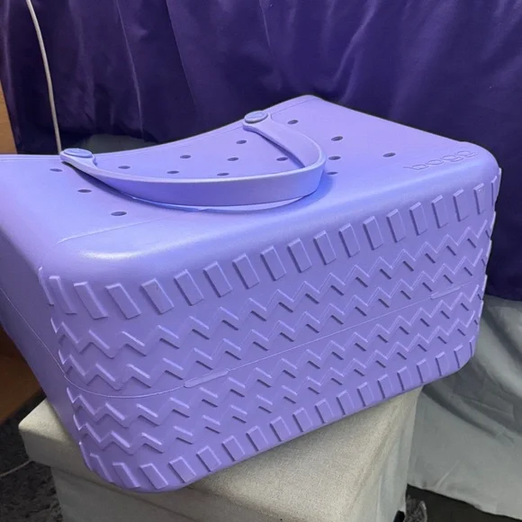 BOGG BAG Jumbo Lavender Purple Tote with Tassel Charm - Picture 3 of 3